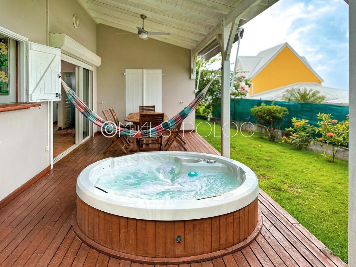 Promo ! La Caraibes Avec Jacuzzi Et Proche De La Du Bourg !
